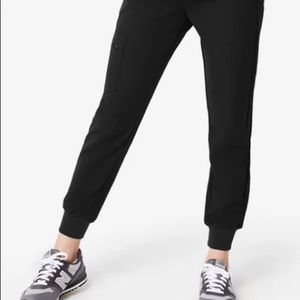 Figs Zamora Jogger Scrub Pants in black